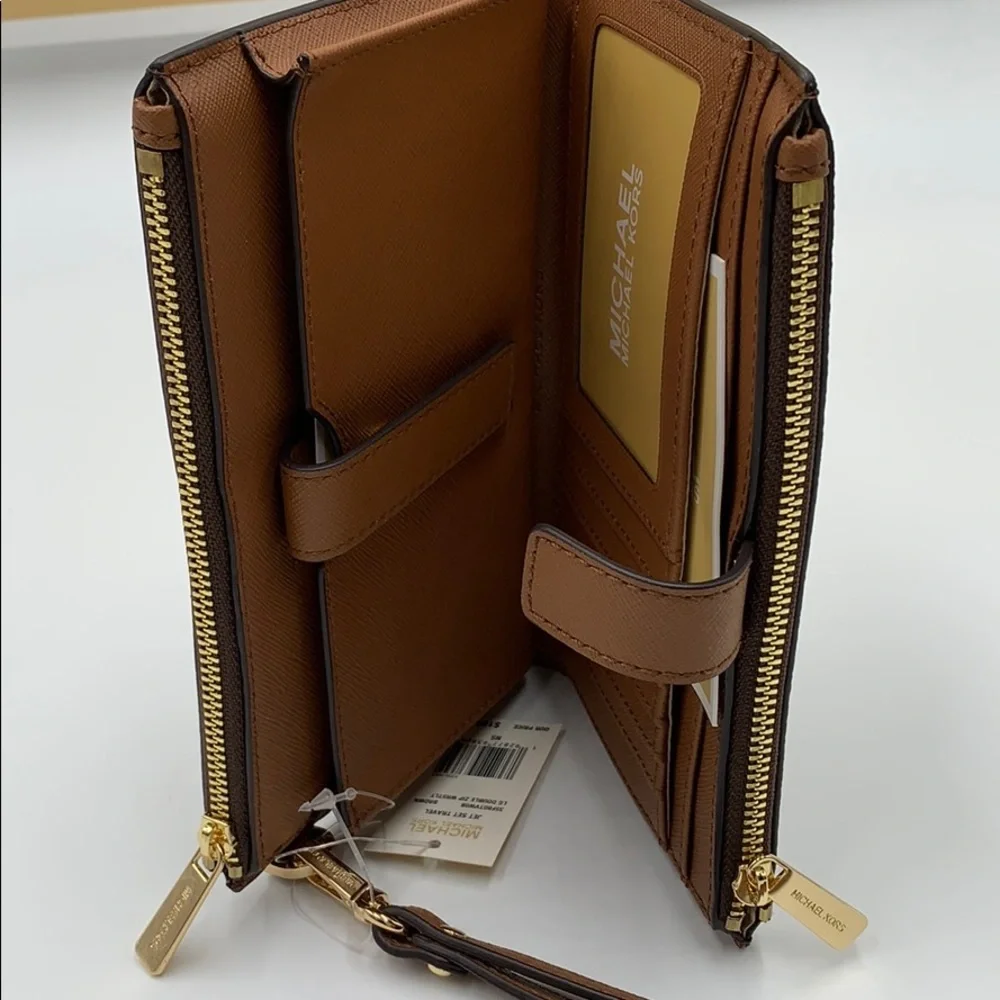 MICHAEL KORS LG DOUBLE ZIP WRISTLET BROWN